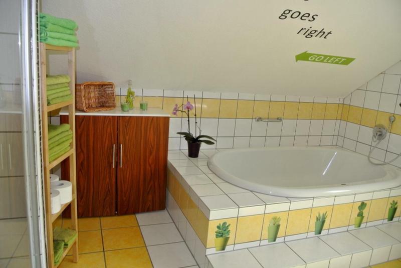 Ferienwohnung Voelkel Трир Екстериор снимка